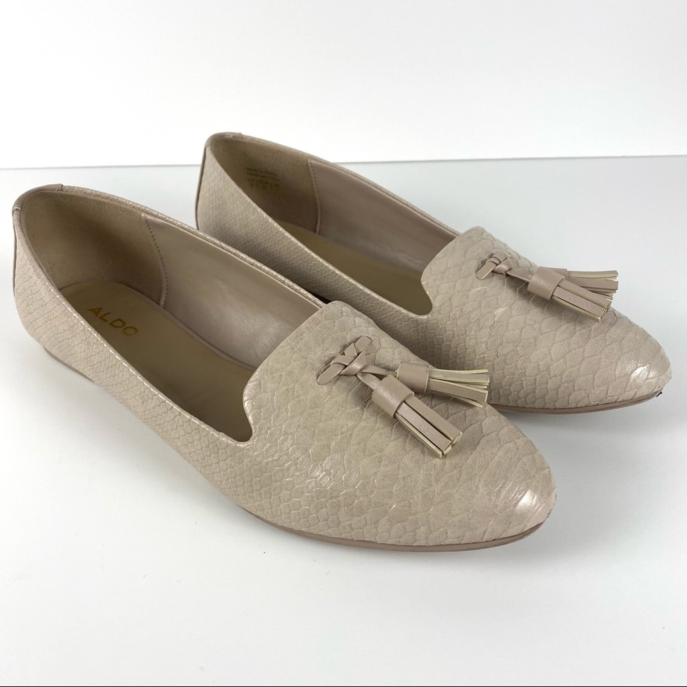 Aldo Women’s Tassel Flats Size 9